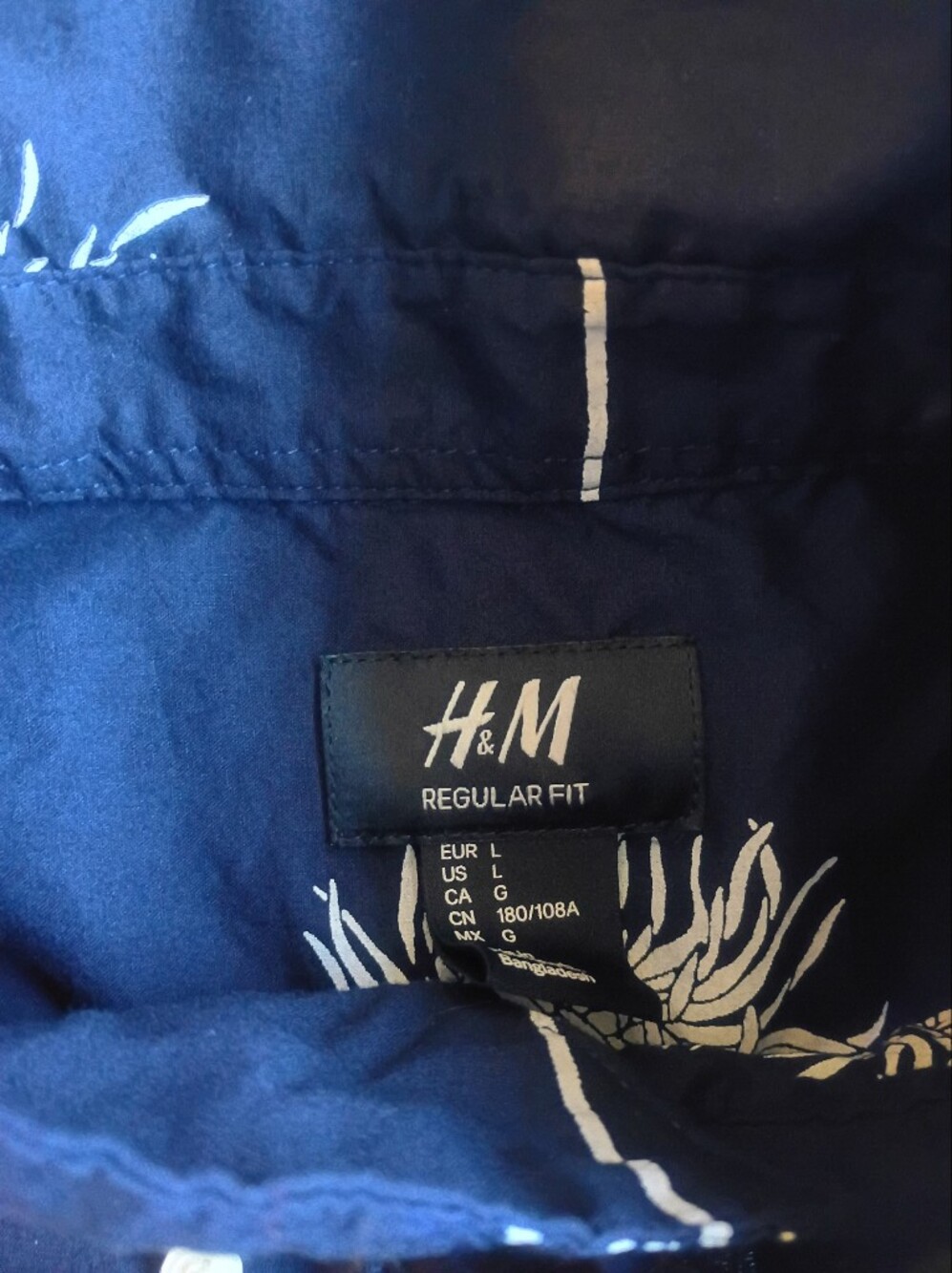 H&M Navy Blue Button-Down Shirt with White Floral Print - Picture 2 of 5